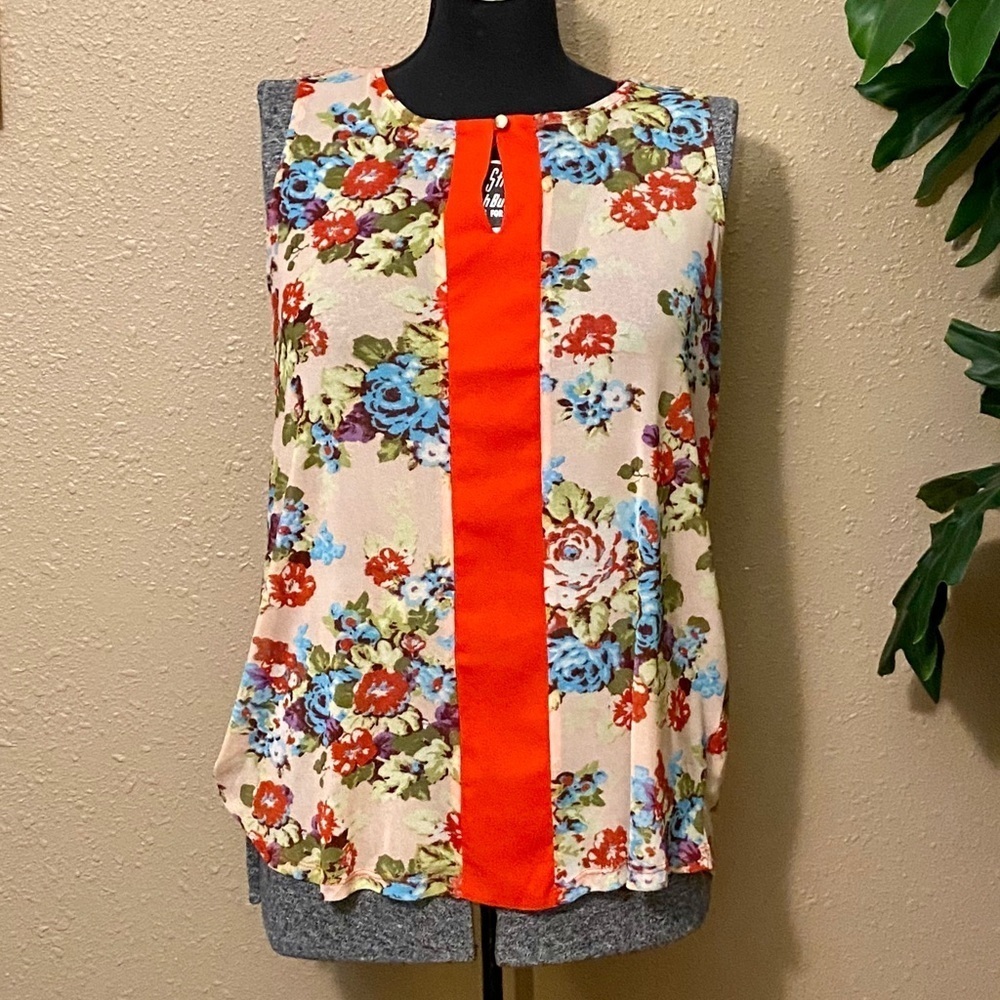 Faith & Joy Keyhole Button Down Blouse
